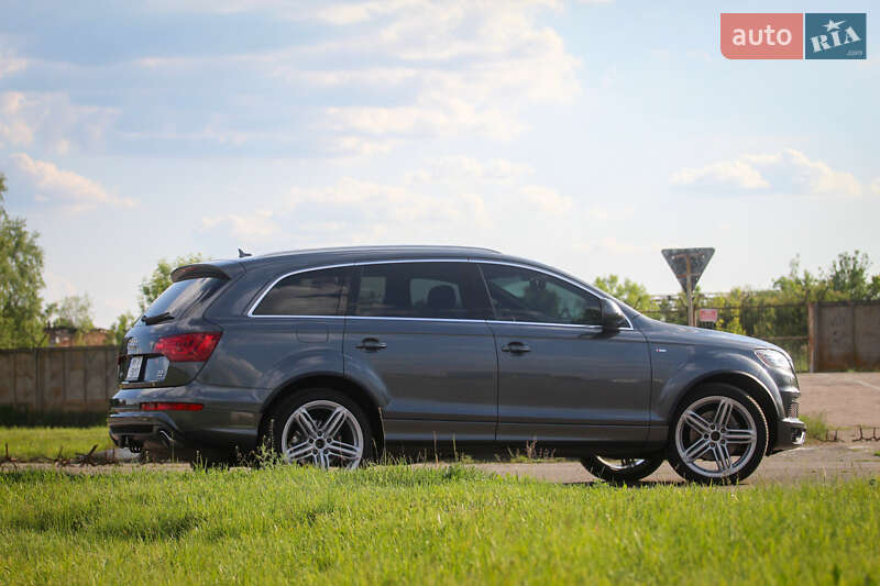 Внедорожник / Кроссовер Audi Q7 2011 в Сумах