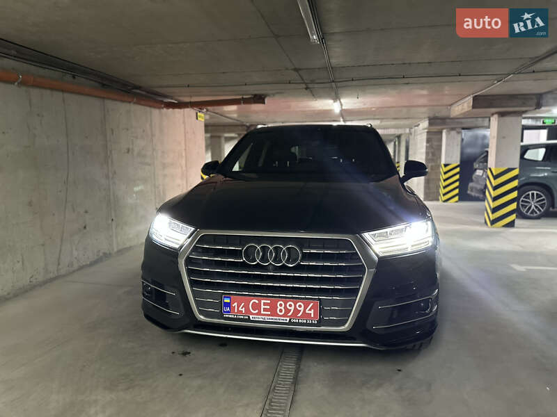 Внедорожник / Кроссовер Audi Q7 2017 в Тернополе