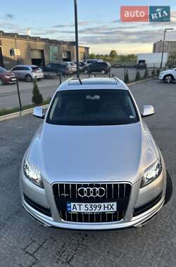 Внедорожник / Кроссовер Audi Q7 2014 в 