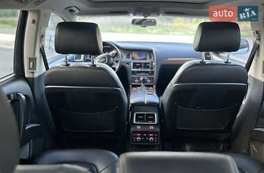 Внедорожник / Кроссовер Audi Q7 2014 в 