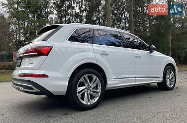Внедорожник / Кроссовер Audi Q7 2021 в 