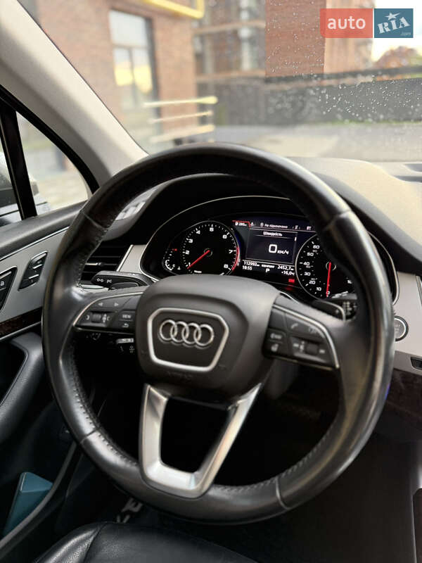 Позашляховик / Кросовер Audi Q7 2018 в Києві