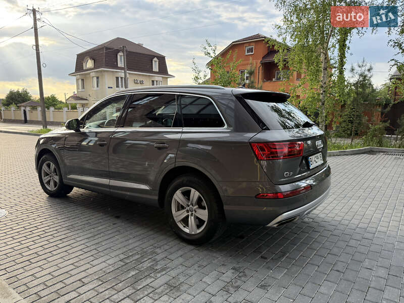 Позашляховик / Кросовер Audi Q7 2018 в Києві