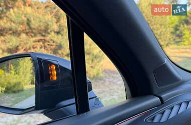 Внедорожник / Кроссовер Audi Q7 2017 в 