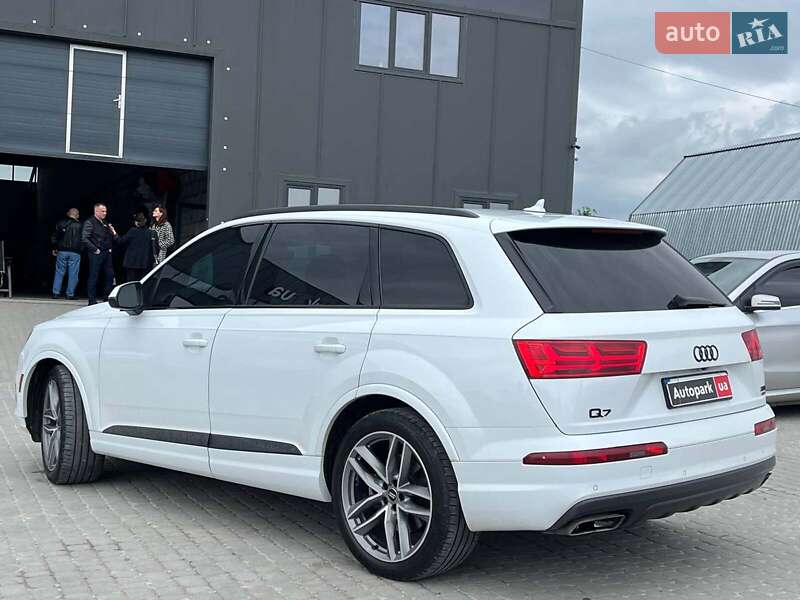 Внедорожник / Кроссовер Audi Q7 2017 в Львове