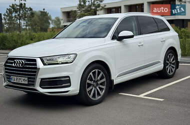 Внедорожник / Кроссовер Audi Q7 2017 в Киеве