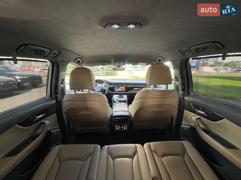 Внедорожник / Кроссовер Audi Q7 2020 в Киеве