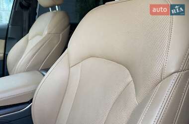 Позашляховик / Кросовер Audi Q7 2020 в 