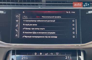 Позашляховик / Кросовер Audi Q7 2020 в 