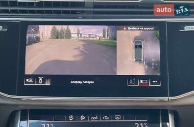 Позашляховик / Кросовер Audi Q7 2020 в 