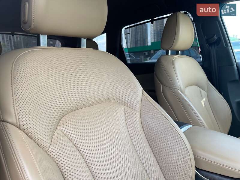 Внедорожник / Кроссовер Audi Q7 2020 в Киеве