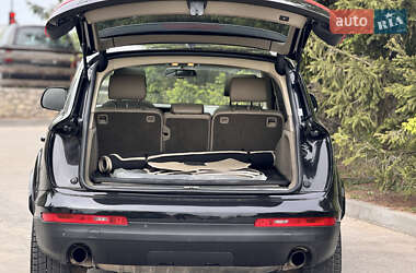Внедорожник / Кроссовер Audi Q7 2007 в 