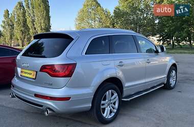 Позашляховик / Кросовер Audi Q7 2007 в 