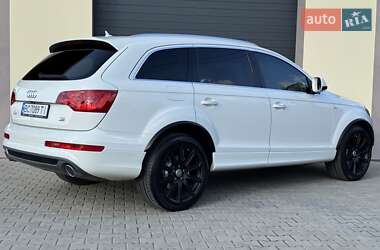 Внедорожник / Кроссовер Audi Q7 2012 в 