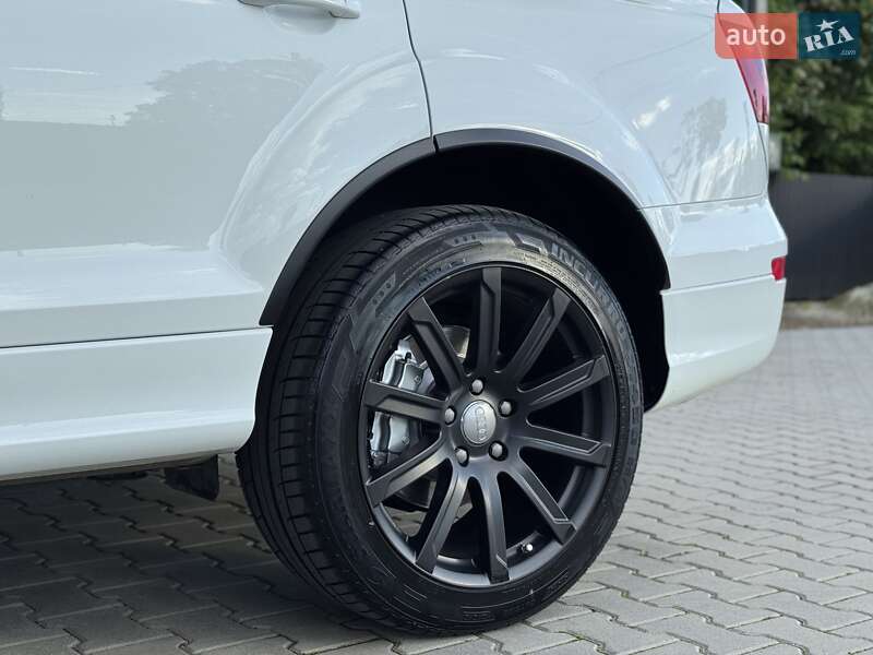 Внедорожник / Кроссовер Audi Q7 2012 в Стрые