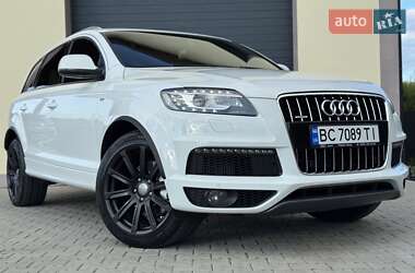 Внедорожник / Кроссовер Audi Q7 2012 в 