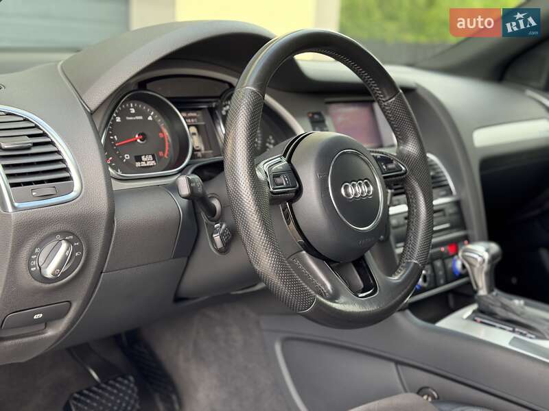 Внедорожник / Кроссовер Audi Q7 2012 в Стрые