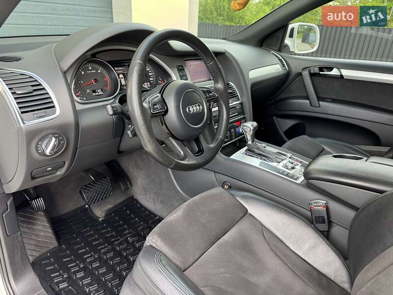 Внедорожник / Кроссовер Audi Q7 2012 в Стрые