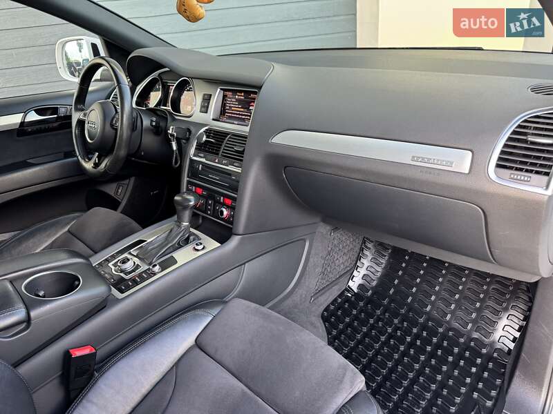 Внедорожник / Кроссовер Audi Q7 2012 в Стрые