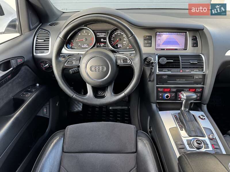 Внедорожник / Кроссовер Audi Q7 2012 в Стрые