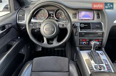 Внедорожник / Кроссовер Audi Q7 2012 в 