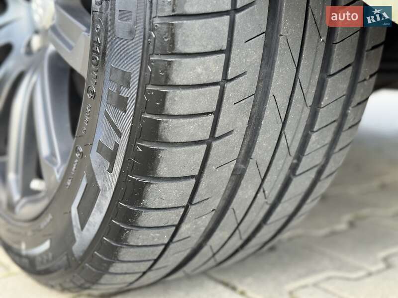 Внедорожник / Кроссовер Audi Q7 2012 в Стрые