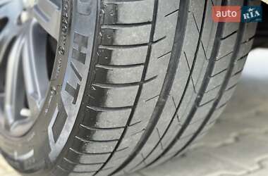 Внедорожник / Кроссовер Audi Q7 2012 в 