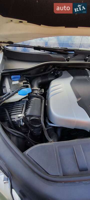 Позашляховик / Кросовер Audi Q7 2011 в Львові