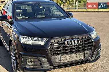 Внедорожник / Кроссовер Audi Q7 2019 в 