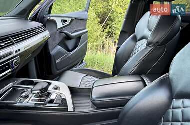 Внедорожник / Кроссовер Audi Q7 2019 в 