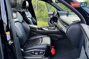 Внедорожник / Кроссовер Audi Q7 2019 в 