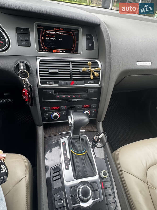 Внедорожник / Кроссовер Audi Q7 2008 в Черновцах фото 9 Внедорожник / Кроссовер Audi Q7 2008 в Черновцах