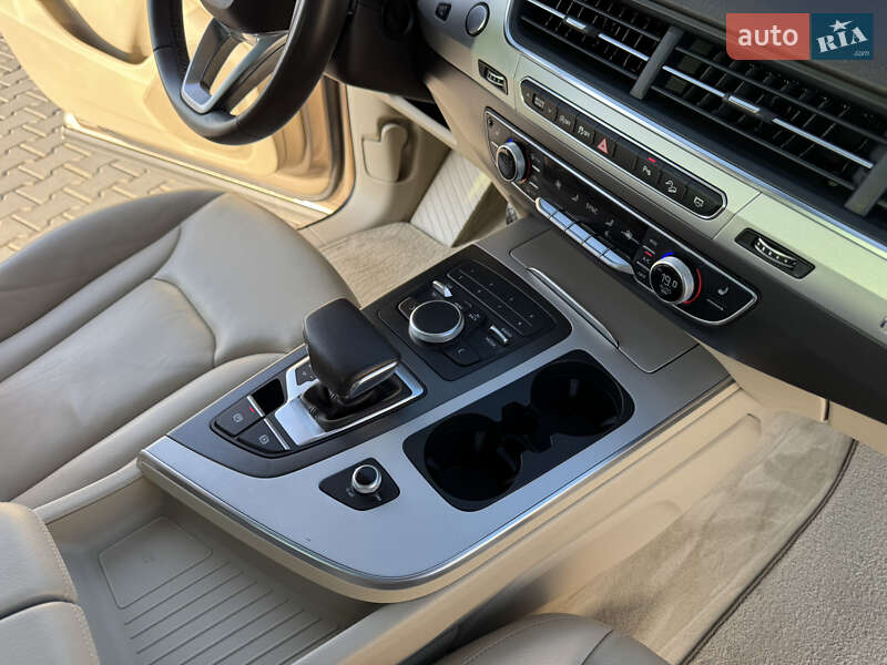 Внедорожник / Кроссовер Audi Q7 2018 в Николаеве