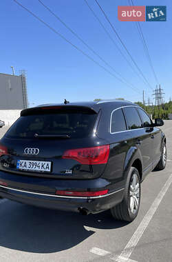 Внедорожник / Кроссовер Audi Q7 2010 в 