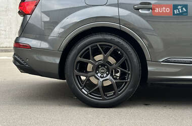 Внедорожник / Кроссовер Audi Q7 2025 в 