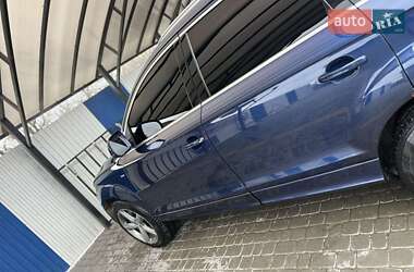 Позашляховик / Кросовер Audi Q7 2007 в 