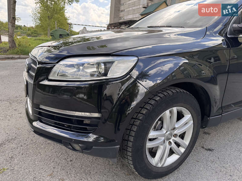 Позашляховик / Кросовер Audi Q7 2006 в Шепетівці