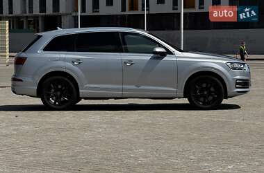 Внедорожник / Кроссовер Audi Q7 2019 в 