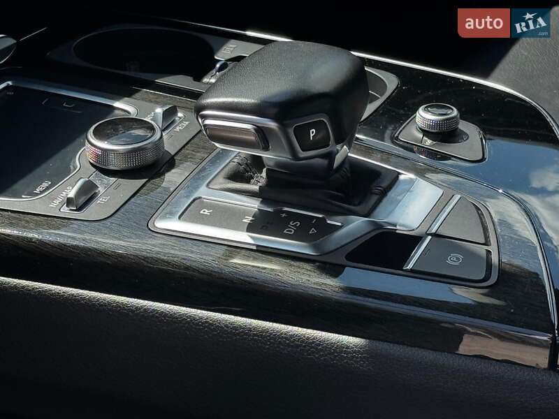 Внедорожник / Кроссовер Audi Q7 2019 в Харькове
