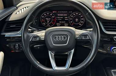Внедорожник / Кроссовер Audi Q7 2019 в 