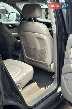 Позашляховик / Кросовер Audi Q7 2007 в 