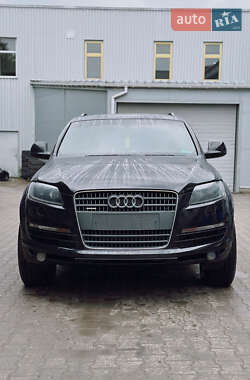 Позашляховик / Кросовер Audi Q7 2007 в 