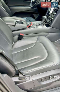 Внедорожник / Кроссовер Audi Q7 2014 в 