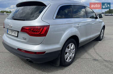 Внедорожник / Кроссовер Audi Q7 2012 в 
