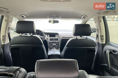 Внедорожник / Кроссовер Audi Q7 2012 в 