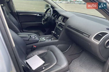 Внедорожник / Кроссовер Audi Q7 2012 в 