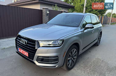 Внедорожник / Кроссовер Audi Q7 2017 в Киеве