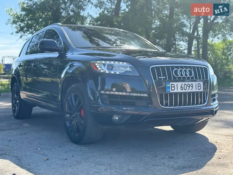 Внедорожник / Кроссовер Audi Q7 2011 в 