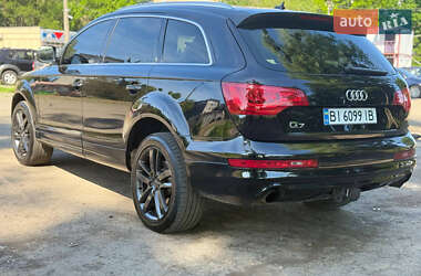 Внедорожник / Кроссовер Audi Q7 2011 в 