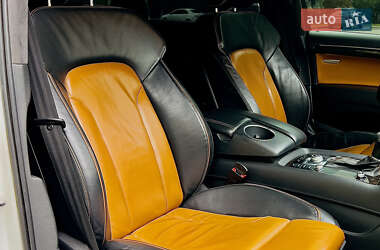 Внедорожник / Кроссовер Audi Q7 2013 в 